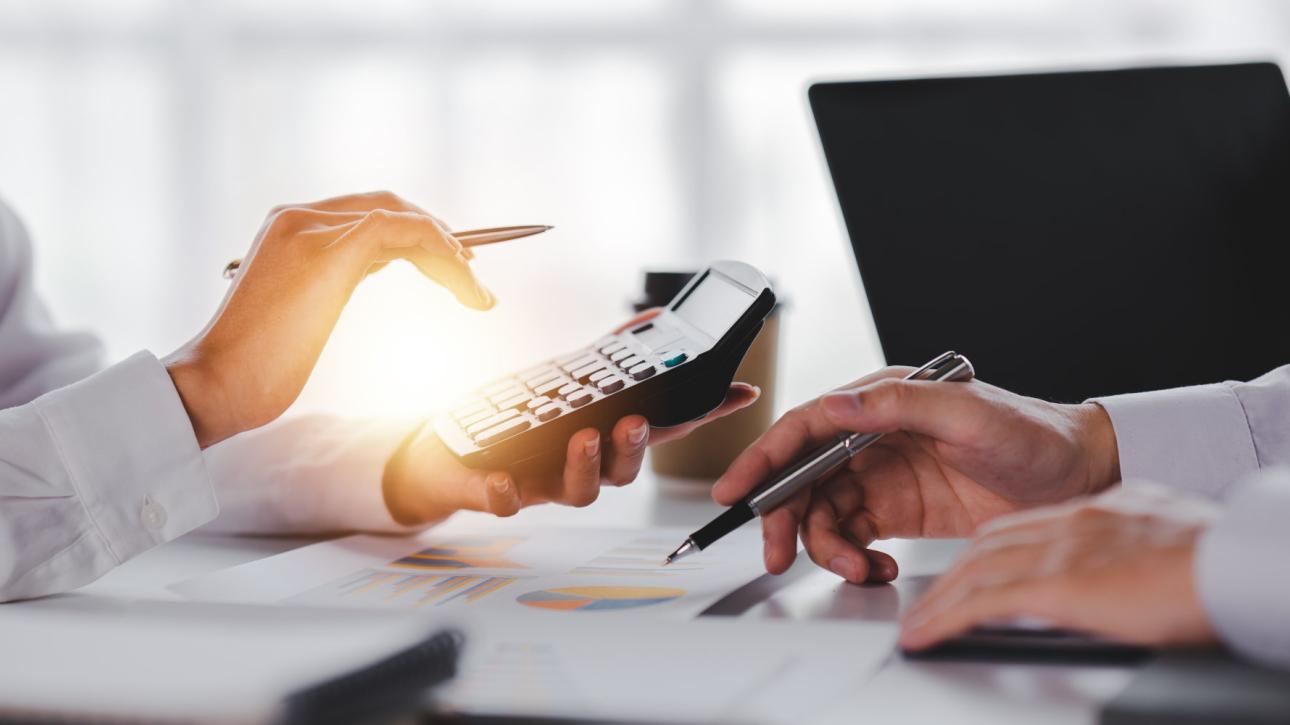 Σταθερά τα επιτόκια της ΕΚΤ όλο το 2026 – Τα οφέλη για νοικοκυριά και επιχειρήσεις 