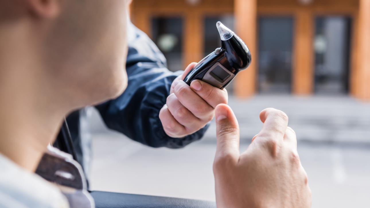 Tο 25% των θανάτων από τροχαία στην ΕΕ σχετίζονται με το αλκοόλ