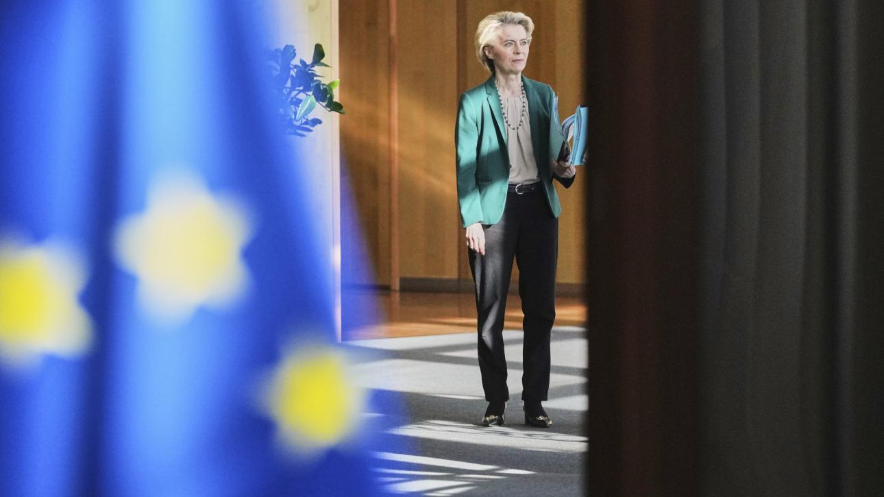 Κομισιόν: Αντιμέτωπη με ψήφο δυσπιστίας η Ούρσουλα φον ντερ Λάιεν