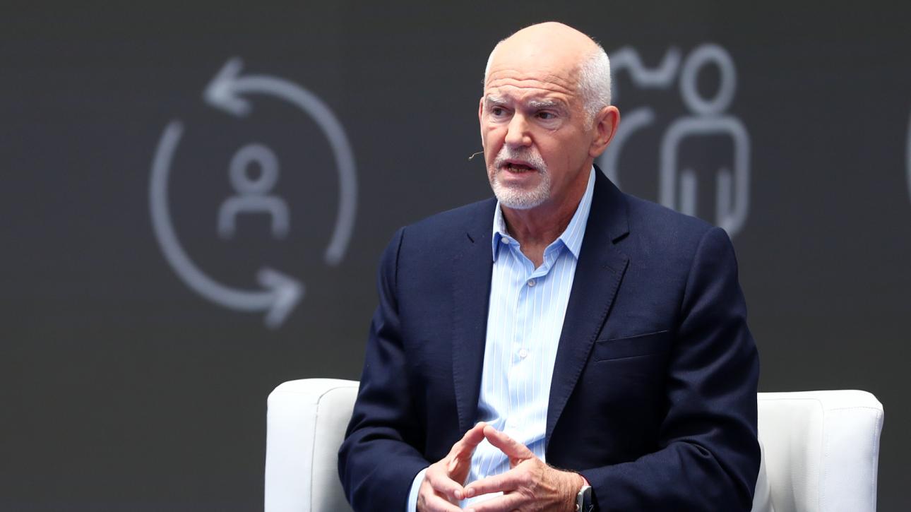 Γιώργος Παπανδρέου: «Πρέπει να ξανα-εφεύρουμε τη Δημοκρατία πριν τη διαλύσουν άλλοι»