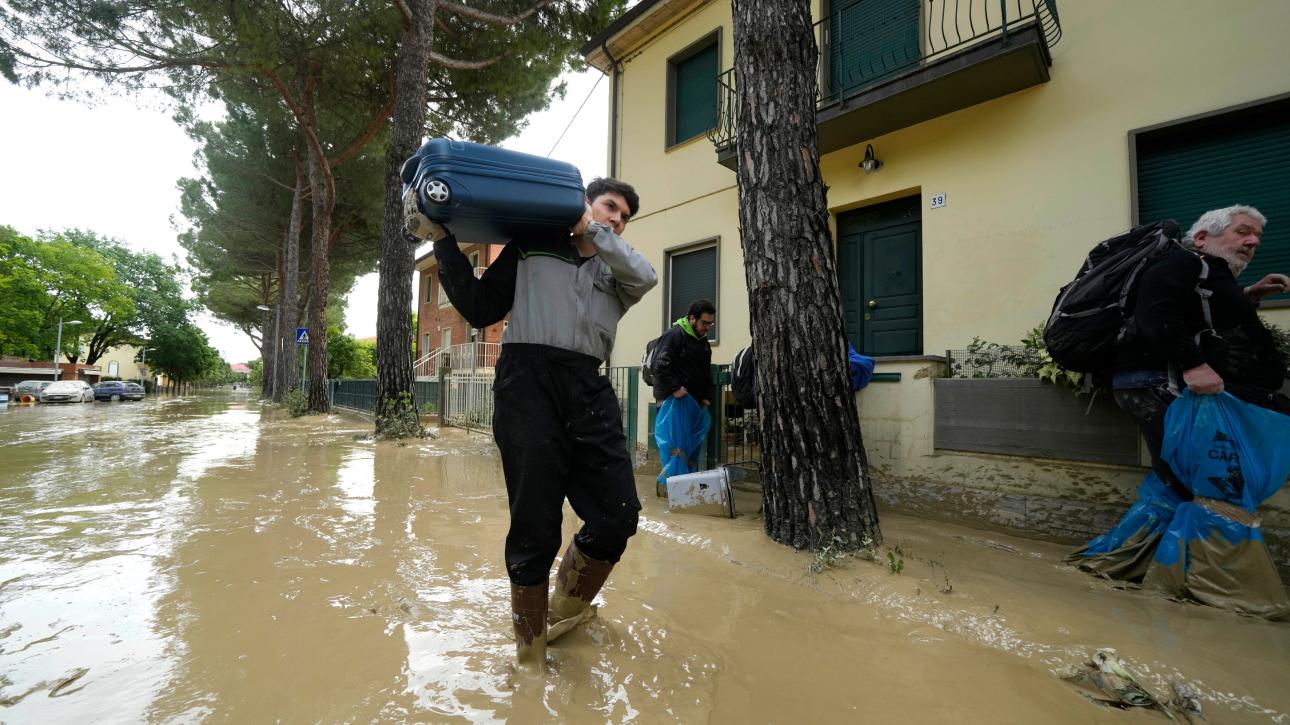 ΕΕ: Βοήθεια 455 εκ. από το Ταμείο Αλληλεγγύης σε Ρουμανία, Ιταλία και Τουρκία για τις φυσικές καταστροφές