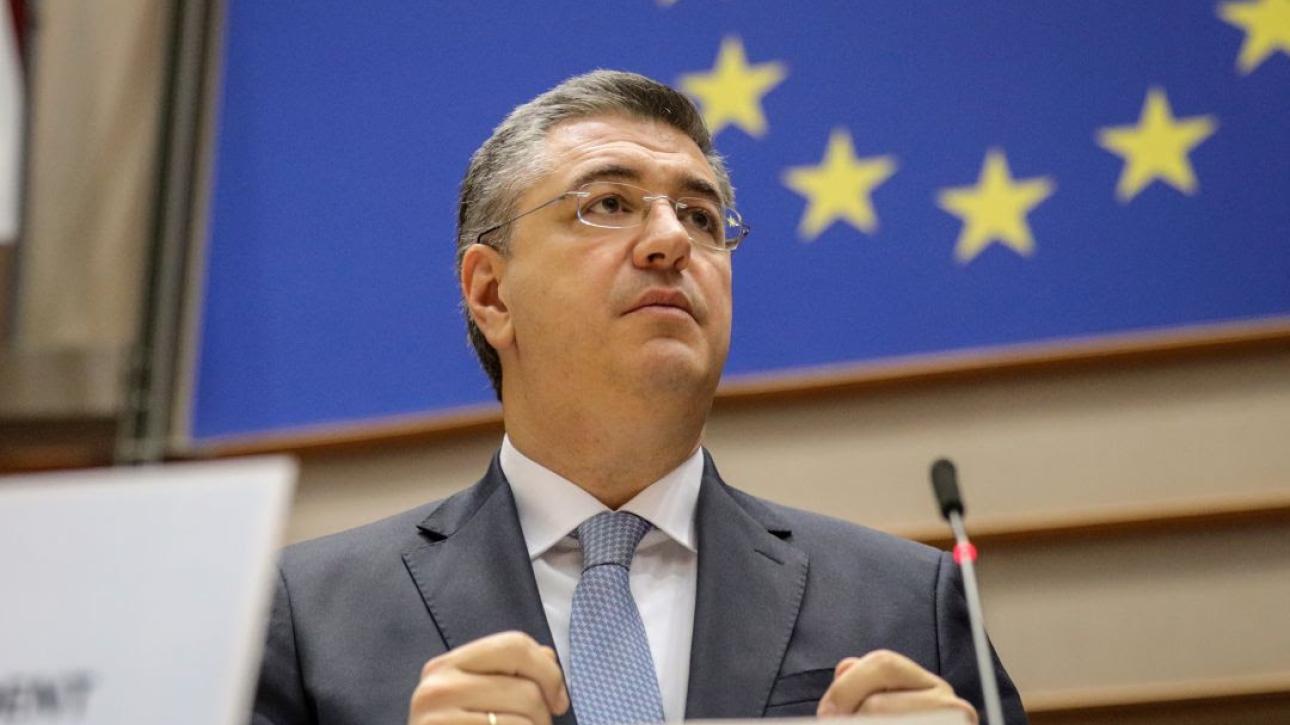 Τζιτζικώστας: Να επενδύσουν τα κράτη-μέλη σε νέες τεχνολογίες και προσωπικό για να μειωθούν οι καθυστερήσεις πτήσεων