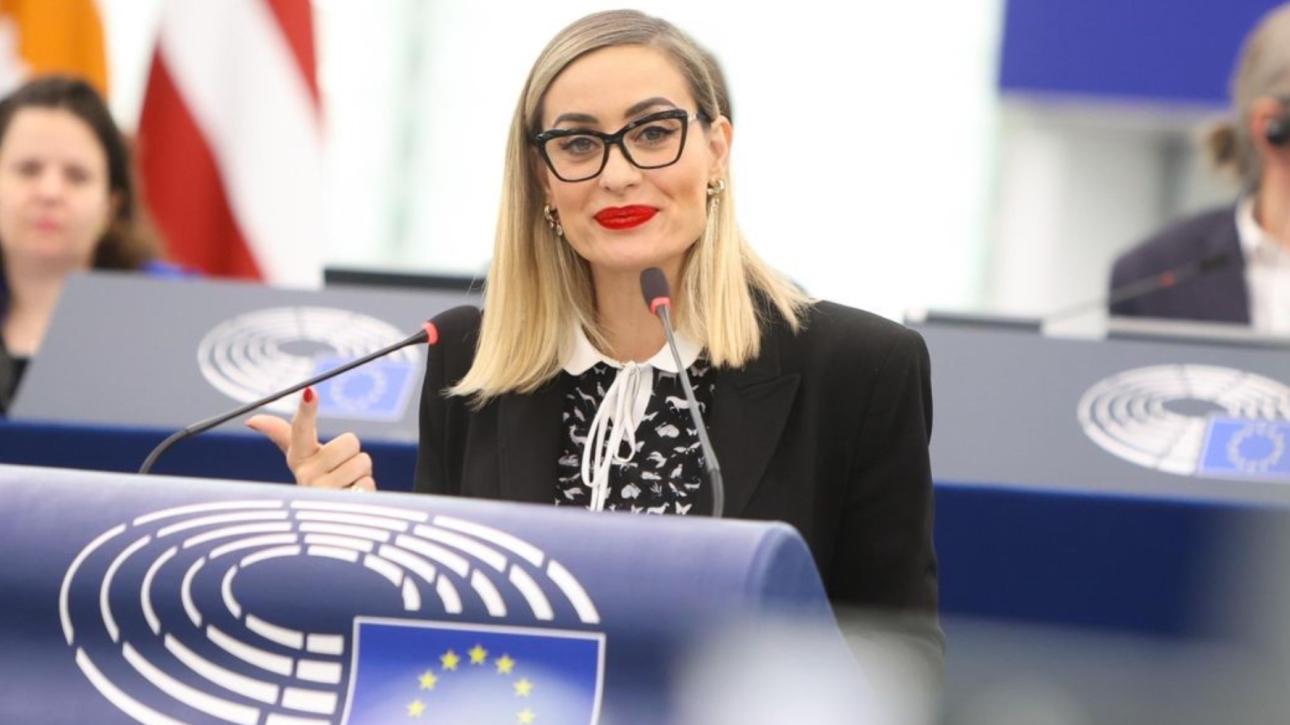 Ευρωκοινοβούλιο: Εγκρίθηκε το ψήφισμα για το «My Voice My Choice» - Εισηγήτρια για το ΕΛΚ η Ελεονώρα Μελέτη
