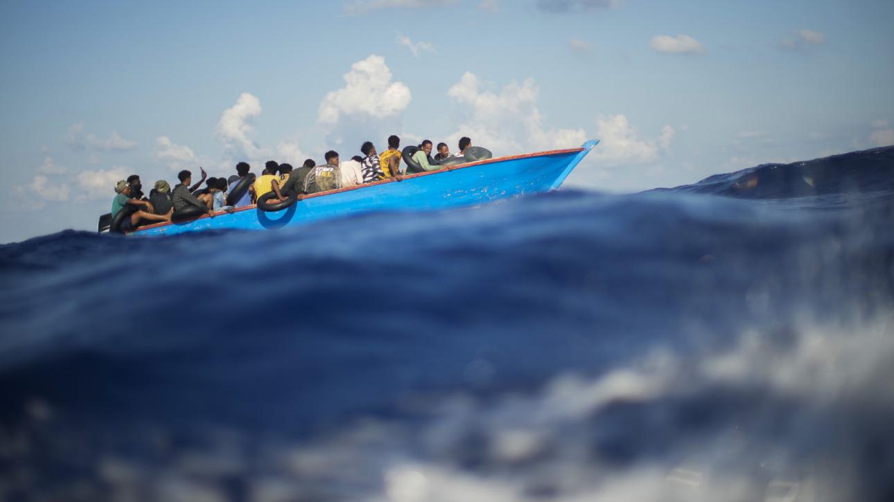 Ιταλία: Εγγύηση 5.000 ευρώ θα πρέπει να έχουν οι μετανάστες για να μην μεταφέρονται σε κλειστά κέντρα	