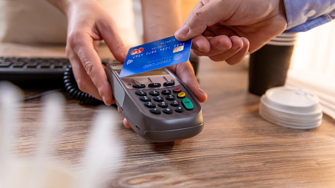 Αυξημένος κατά 7,7% ο συνολικός αριθμός πληρωμών χωρίς μετρητά στην Ευρωζώνη