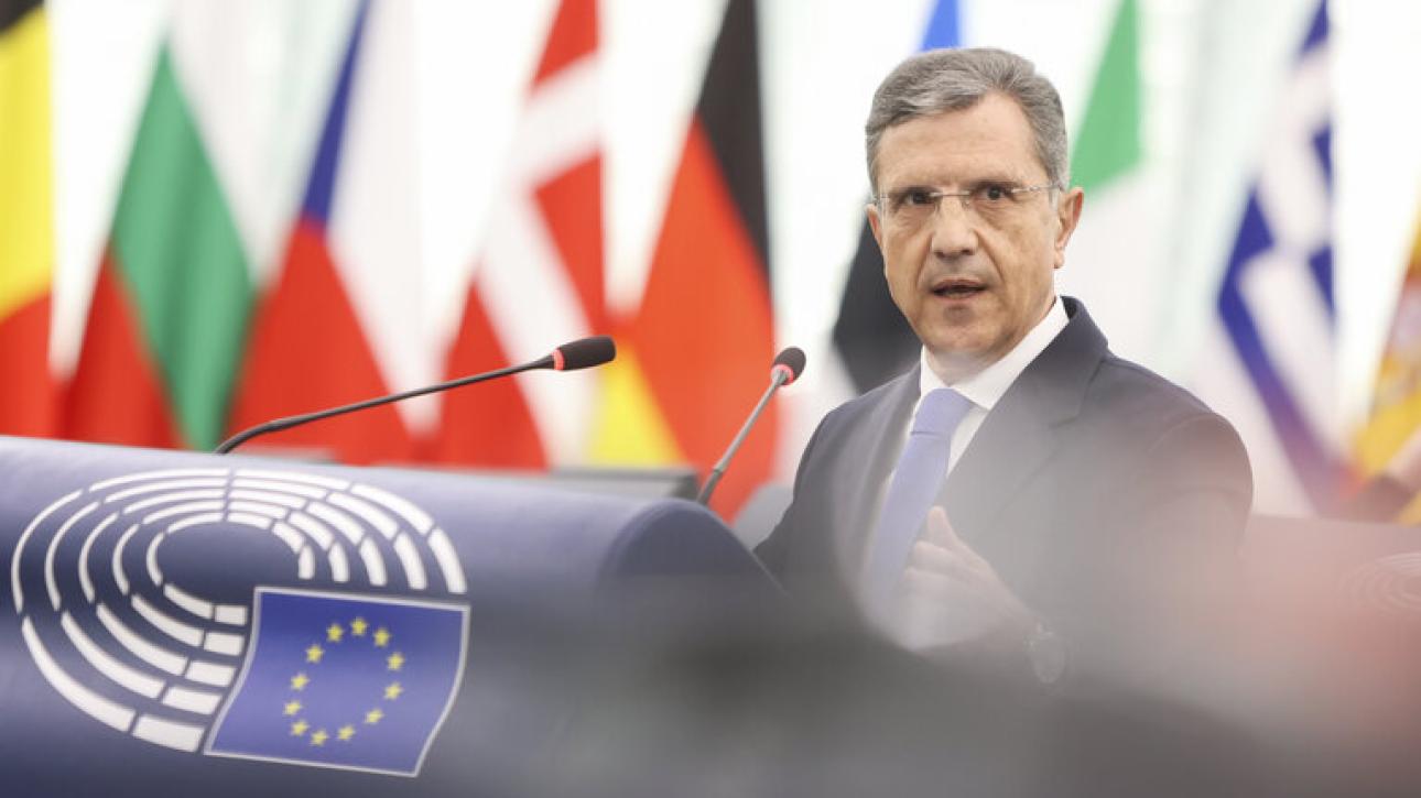 Απάντηση Κομισόν σε Γ. Αυτιά για τη στέγη: Στήριξη σε κράτη και πόλεις με διπλάσια κονδύλια